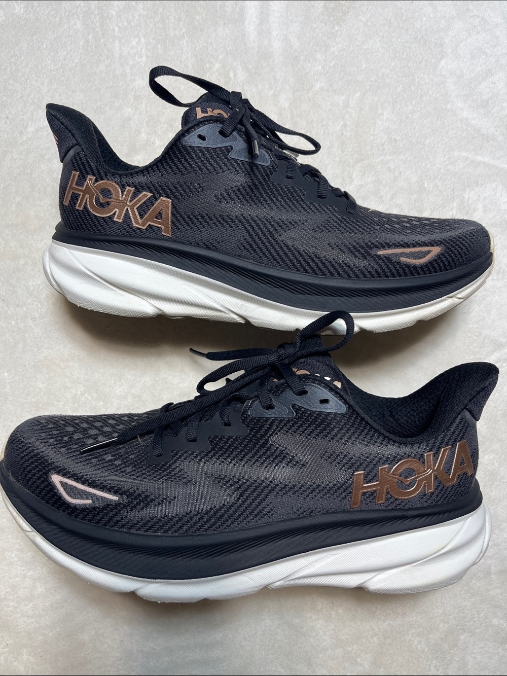 Hoka Clifton 9  Black Running Sneakers with Rose Gold Accents Size 9 Woman’s